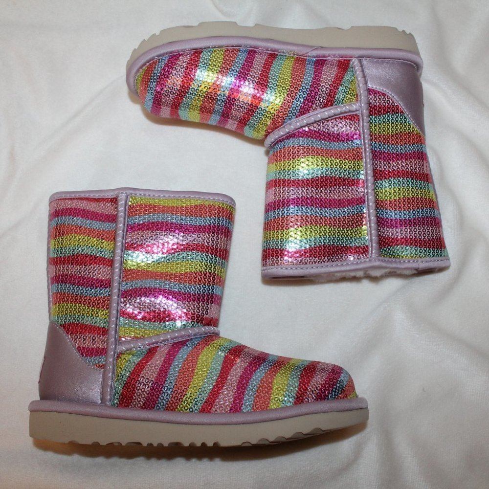 NIB UGG GIRL'S YOUTH SEQUIN RAINBOW CLASSIC SHORT SHEARLING LINED BOOTS - Picture 3 of 9